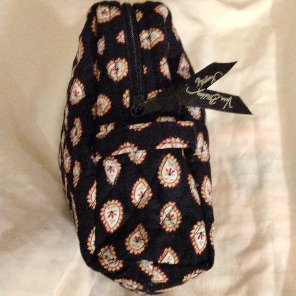 Vera Bradley Retired (Fall2006)Classic Black cosmetic bag, in unused condition. - Picture 5 of 8